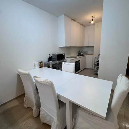 1 Bedroom Gare Apartment Luxembourg