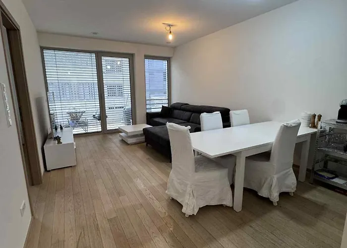 Апартаменты 1 Bedroom Gare *